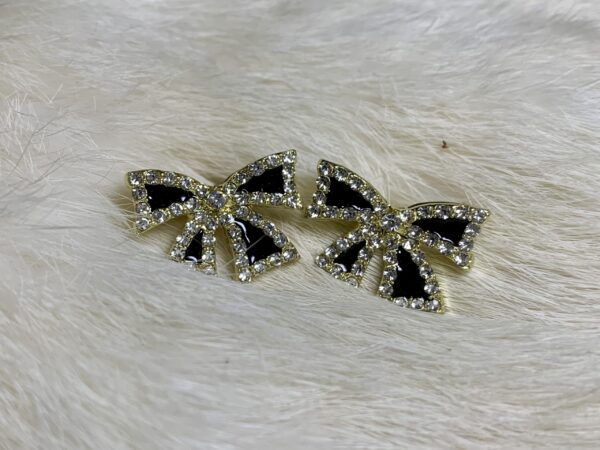 Zircon studded black bow-affair