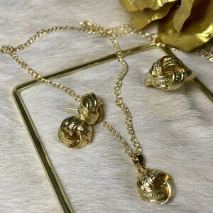 Textured gold ball set